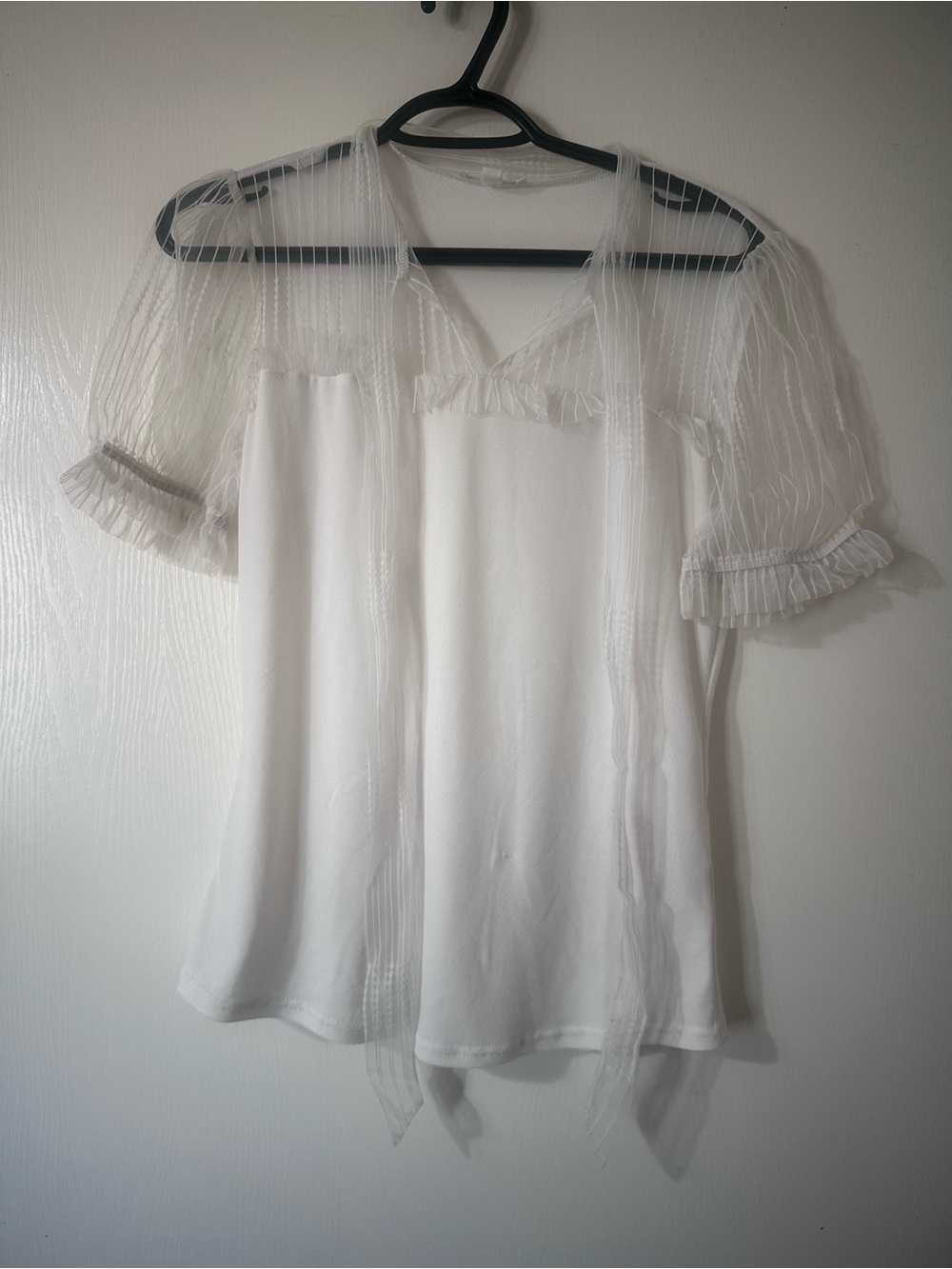 Blu Pepper White Sheer Tie-Neck Blouse